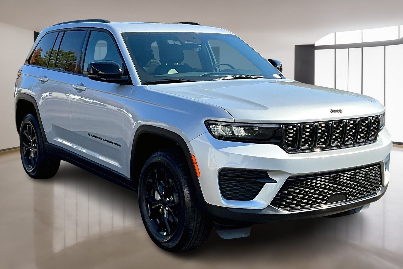 2025 Jeep Grand Cherokee Altitude's photo