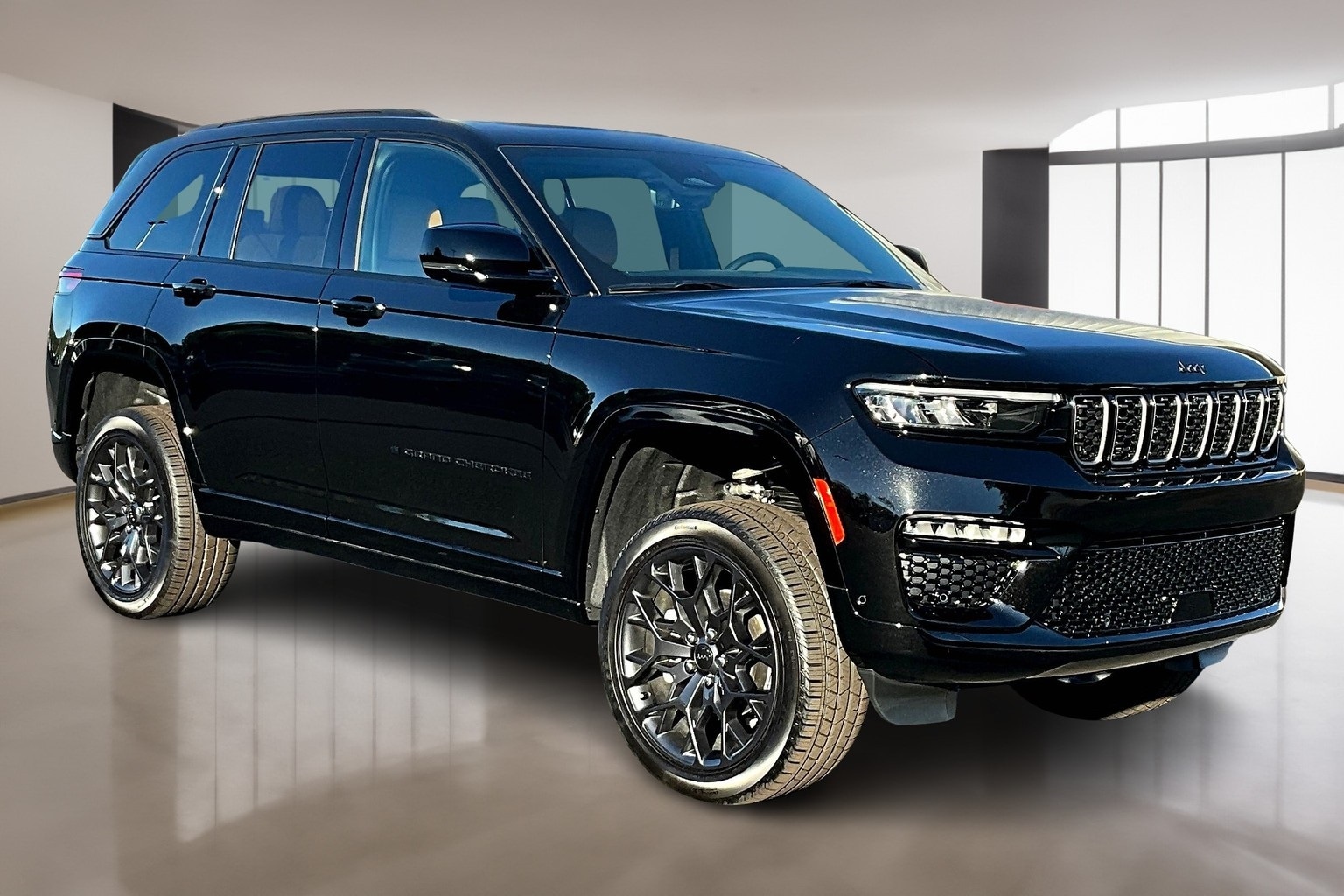 2025 Jeep Grand Cherokee Summit Reserve's photo