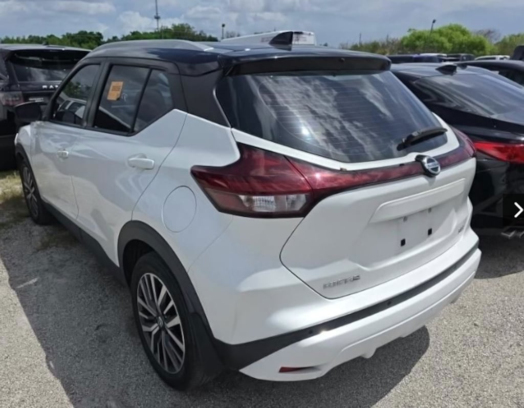 Used 2021 Nissan Kicks SV SUV