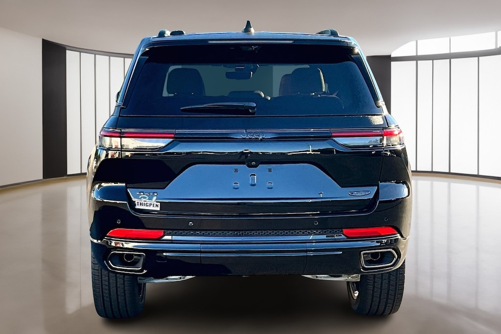 New 2025 Jeep Grand Cherokee Summit Sport Utility