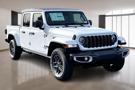 2025 Jeep Gladiator Sport Pickup