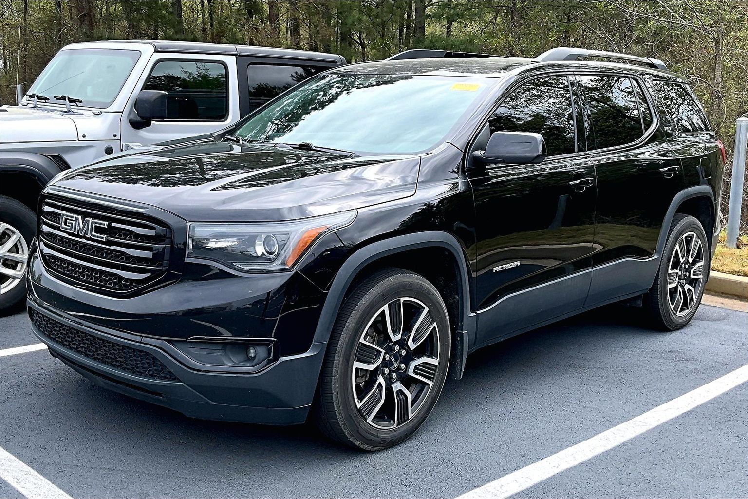Used 2019 GMC Acadia SLT-1 with VIN 1GKKNMLS4KZ247944 for sale in Waynesboro, GA
