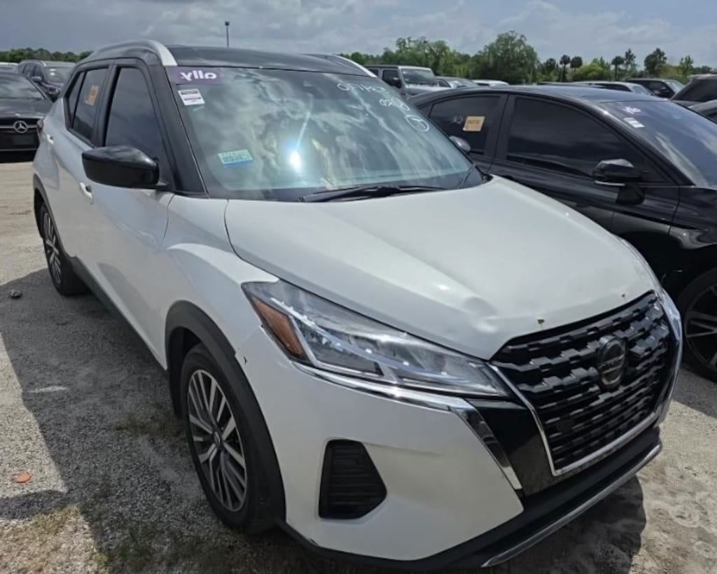 Used 2021 Nissan Kicks SV SUV
