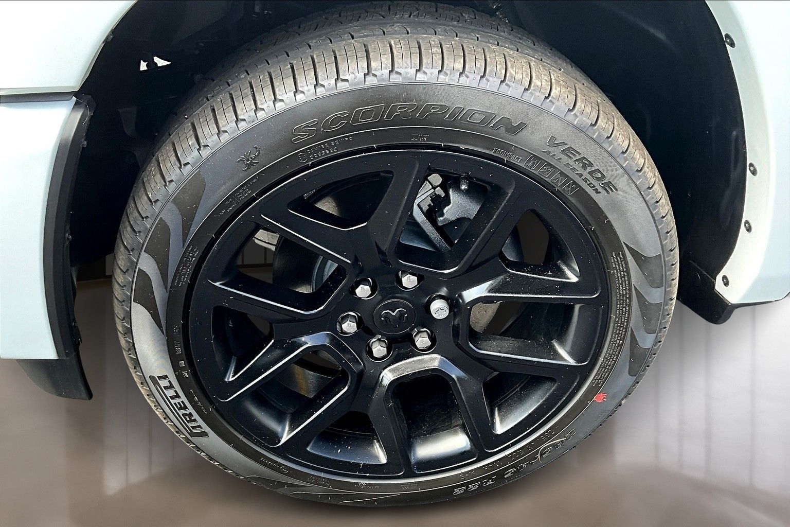 2025 RAM 1500 Laramie - Photo 13