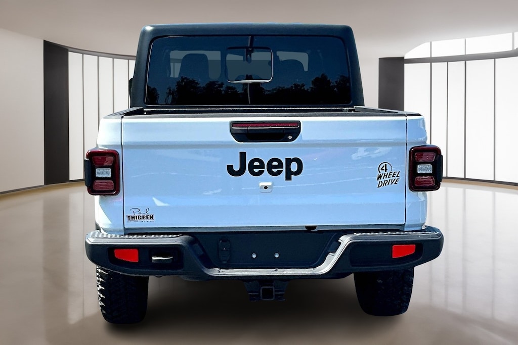 New 2025 Jeep Gladiator Sport Pickup