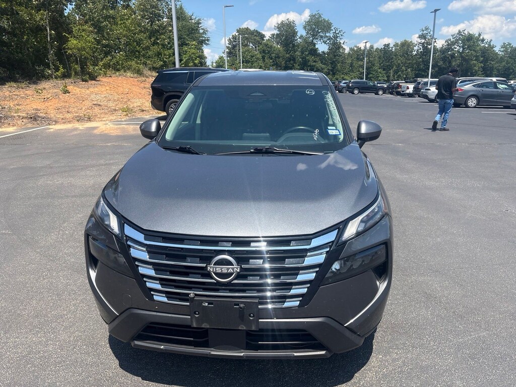 Used 2025 Nissan Rogue SV SUV