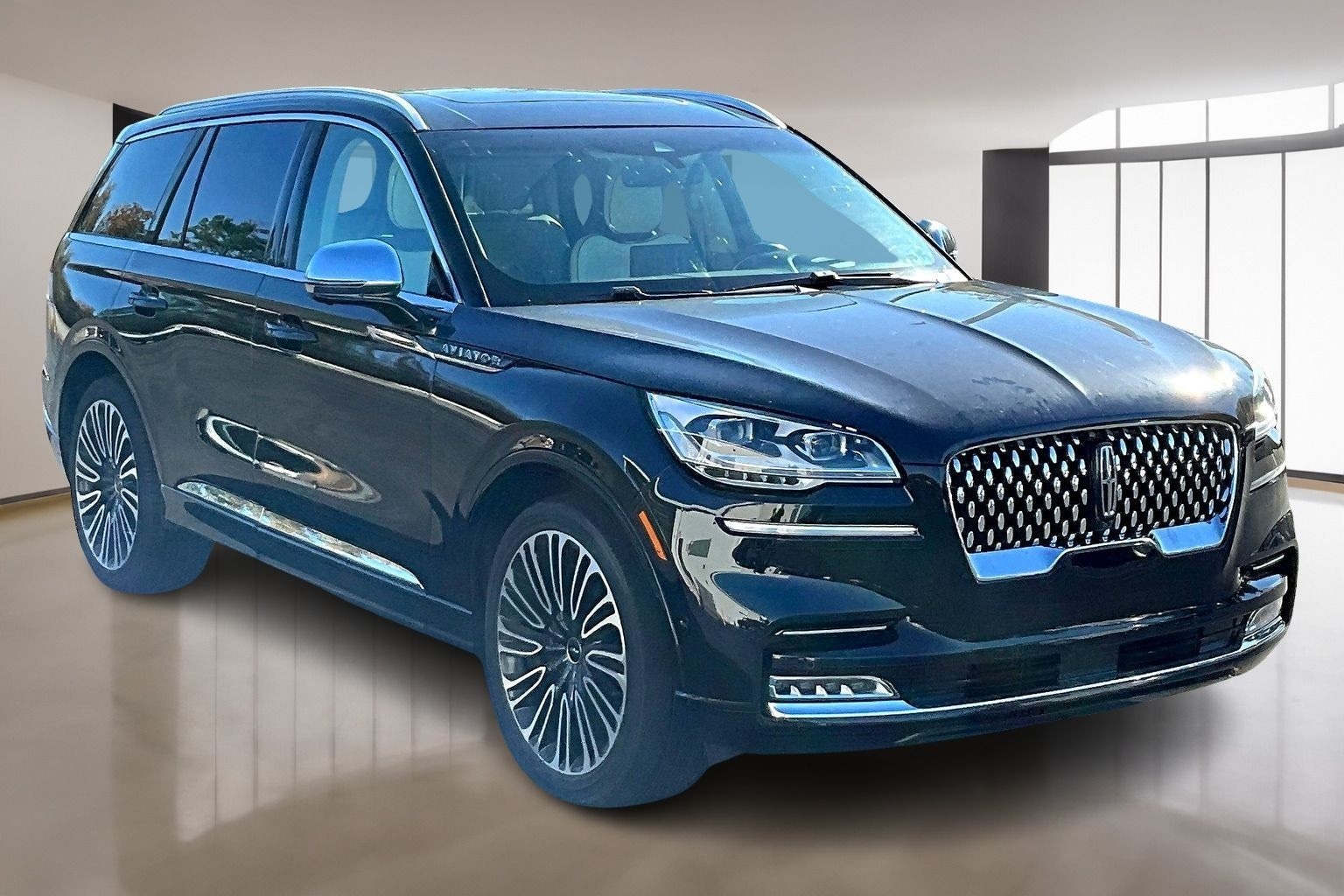 2022 Lincoln Aviator Black Label's photo