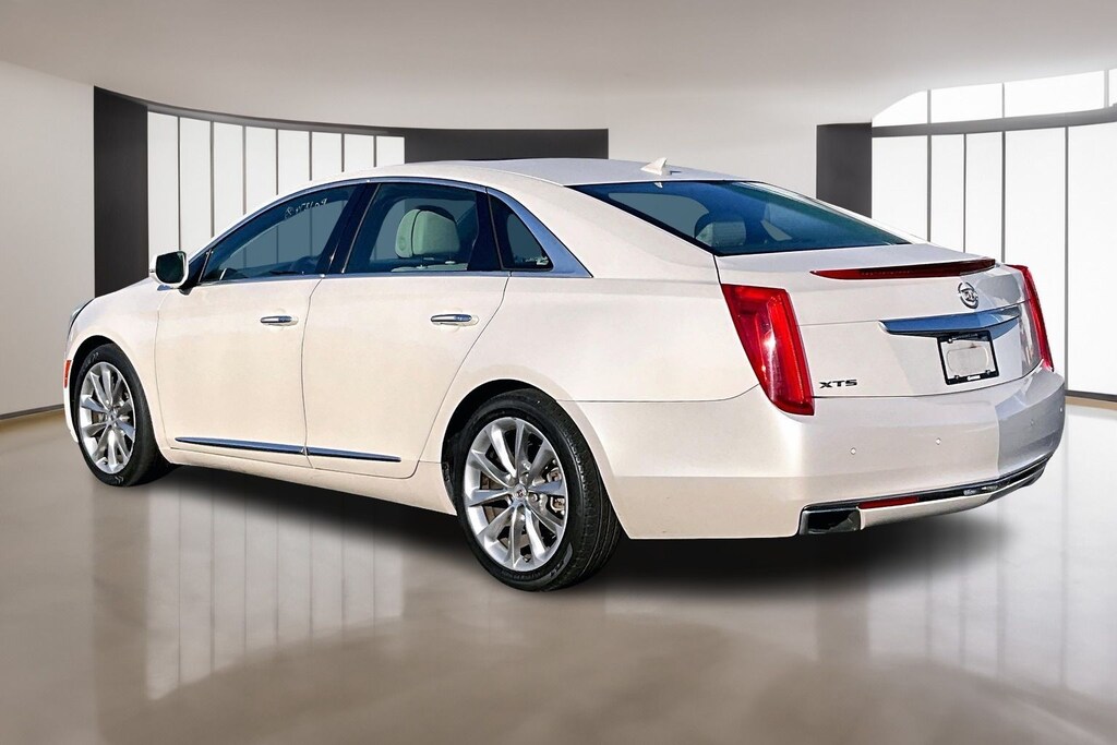 Used 2014 Cadillac XTS Luxury Sedan