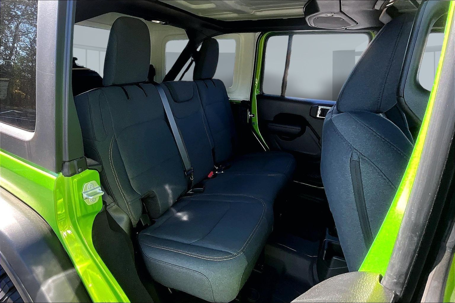 2025 Jeep Wrangler 4-Door Willys - Photo 10