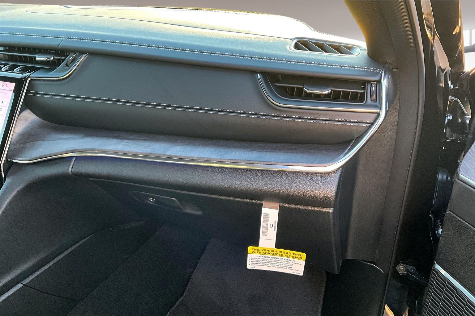 2025 Jeep Grand Cherokee Overland - Photo 26
