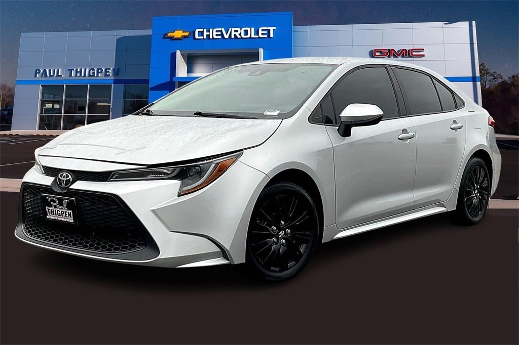 Used 2022 Toyota Corolla LE Sedan