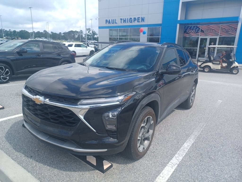2024 Chevrolet Trax LT's photo