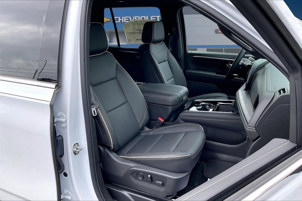 2026 Chevrolet Tahoe Premier - Photo 9