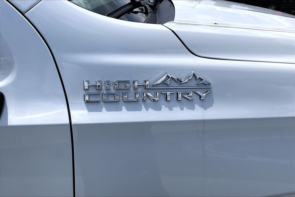 2026 Chevrolet Tahoe High Country - Photo 14