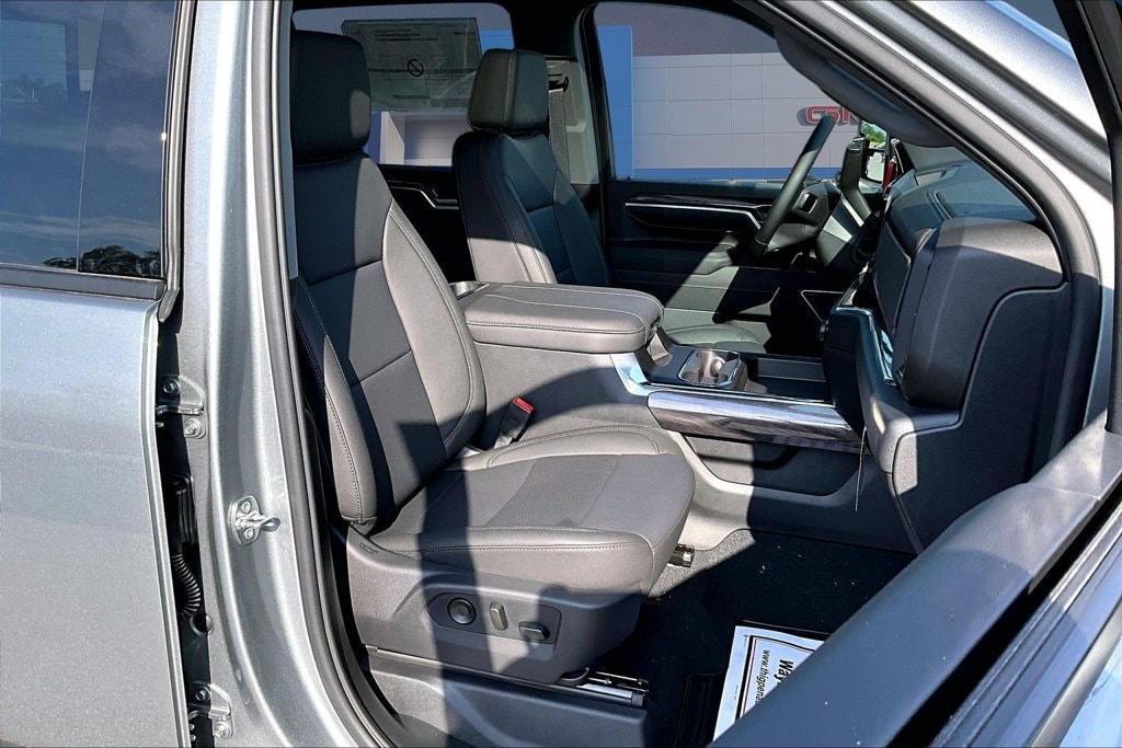 2026 Chevrolet Silverado 2500 HD LTZ - Photo 9