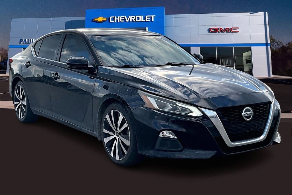 2020 Nissan Altima SR