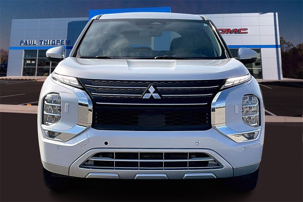 Used 2024 Mitsubishi Outlander SE SUV