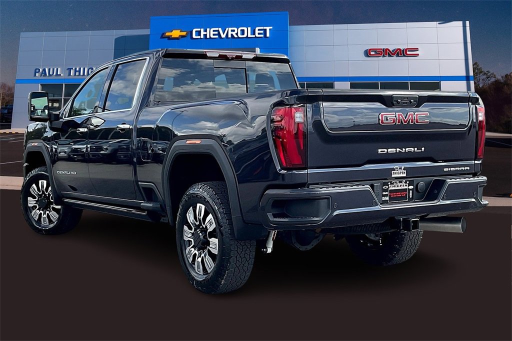2026 Gmc Sierra 2500 HD Denali photo 3