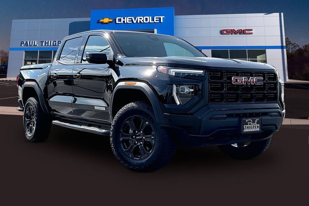 2024 GMC Canyon 2WD Elevation Crew Cab Short Box's photo