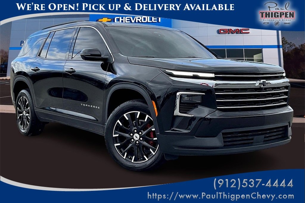 Used 2024 Chevrolet Traverse LT SUV