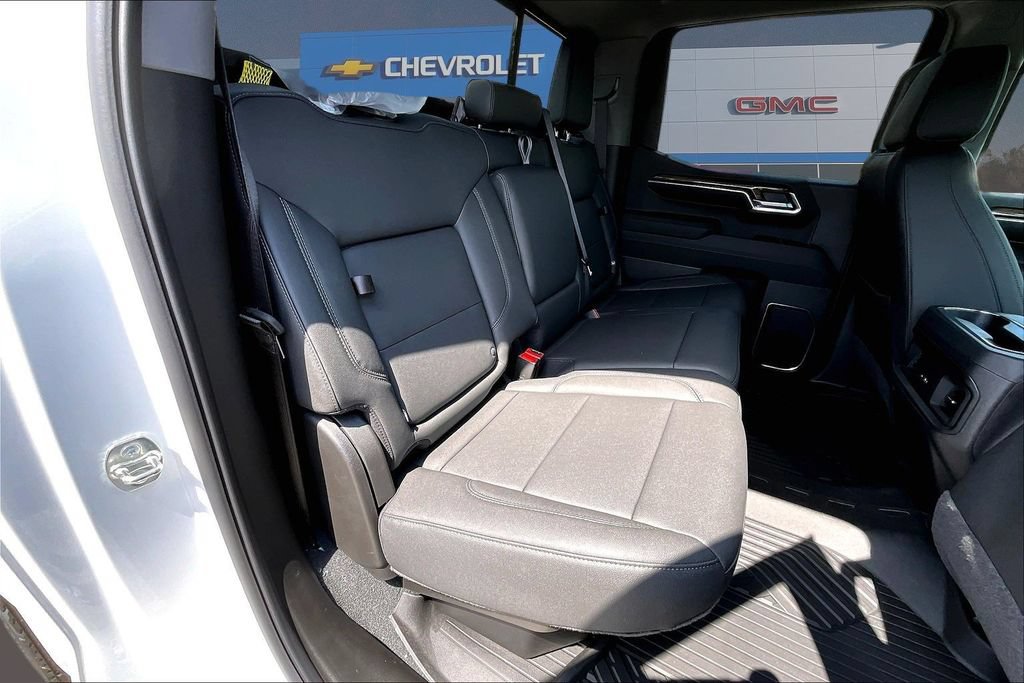 2026 Chevrolet Silverado 1500 LT Trail Boss - Photo 9