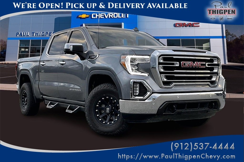 2021 GMC Sierra SLT's photo