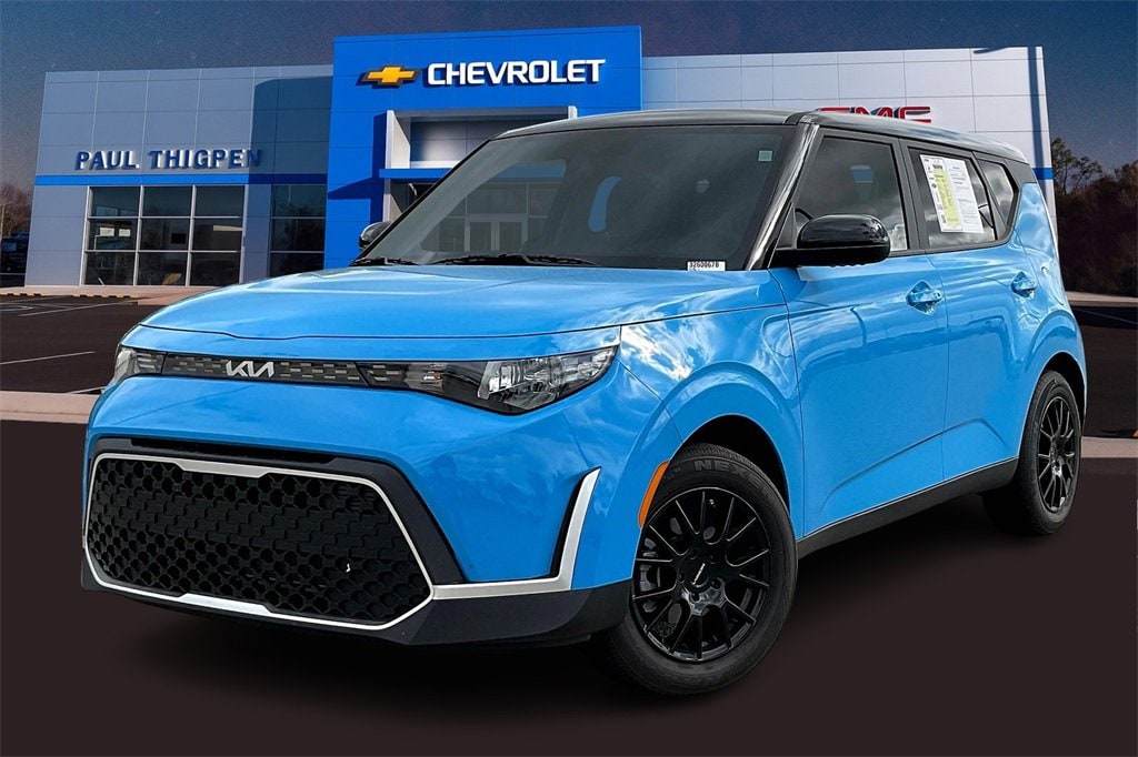 Used 2025 Kia Soul S Hatchback