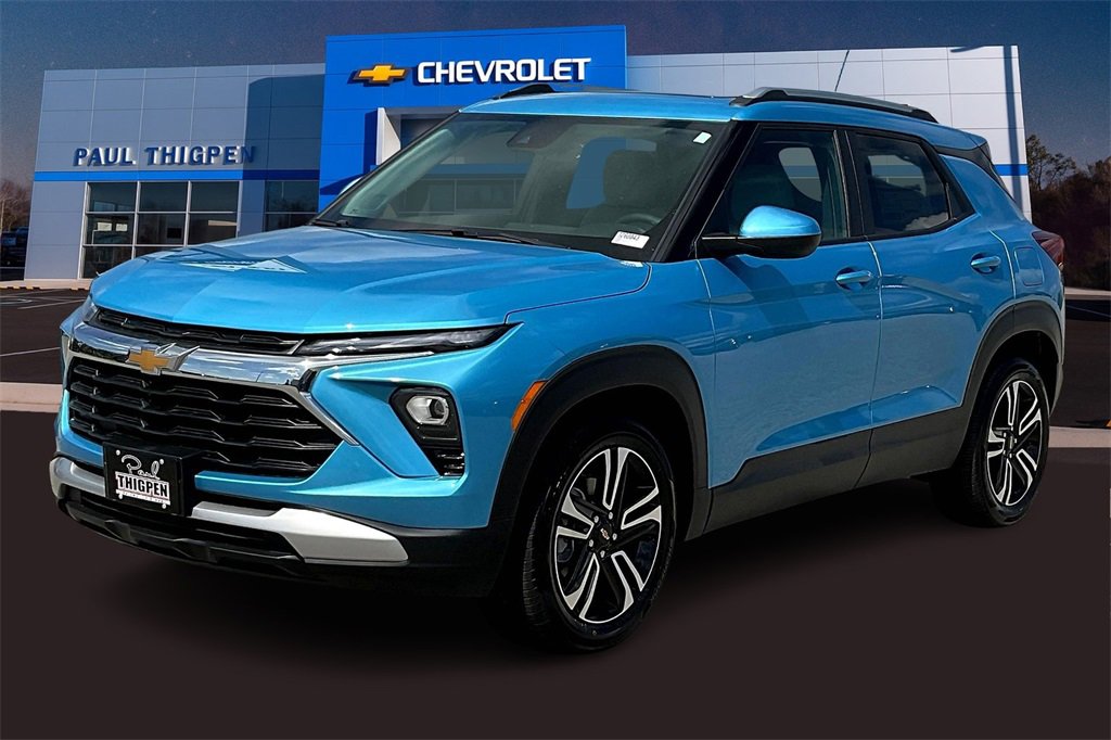 2026 Chevrolet Trailblazer LT photo 2