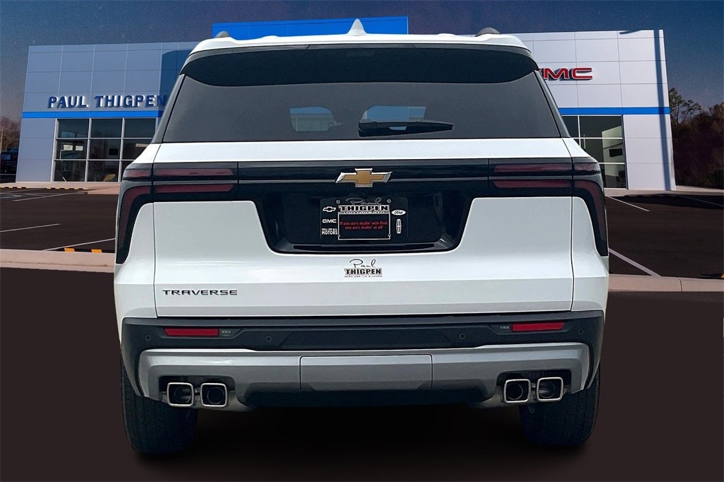 New 2026 Chevrolet Traverse LT SUV