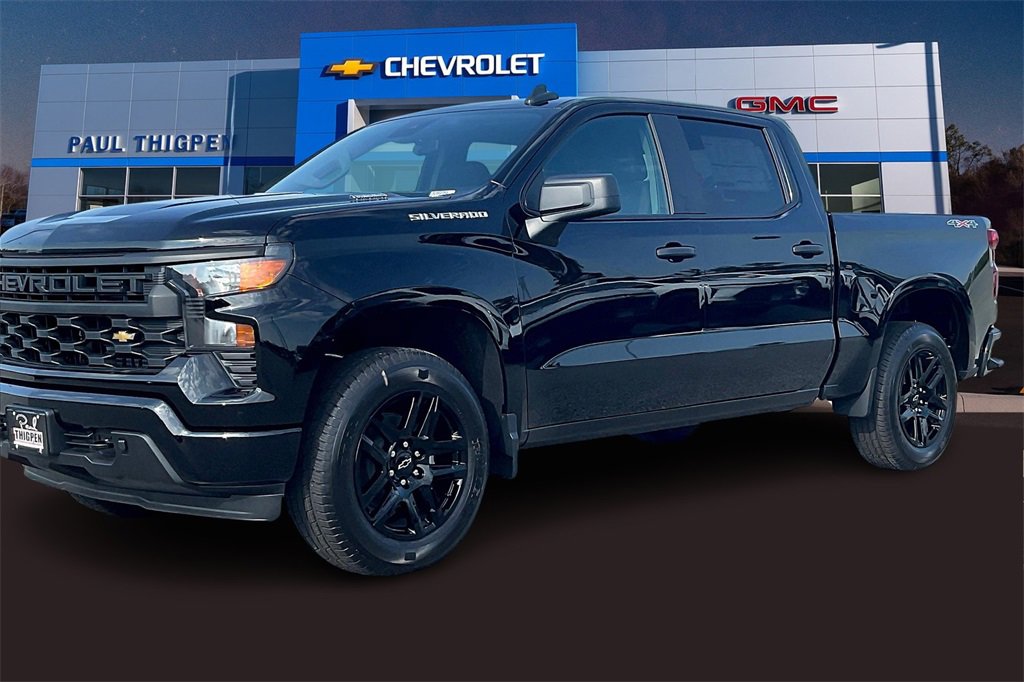 2026 Chevrolet Silverado 1500 Custom photo 2