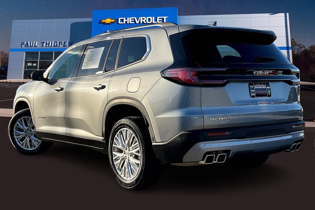 Used 2024 GMC Acadia Elevation SUV
