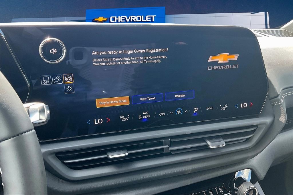 2026 Chevrolet Silverado EV LT - Photo 7