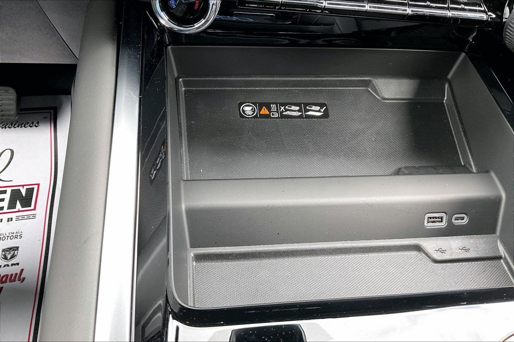 2026 Chevrolet Tahoe Premier - Photo 25