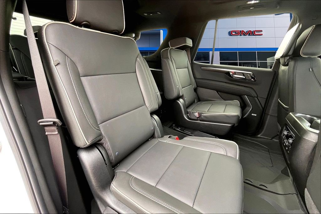 2026 Chevrolet Tahoe Premier - Photo 9