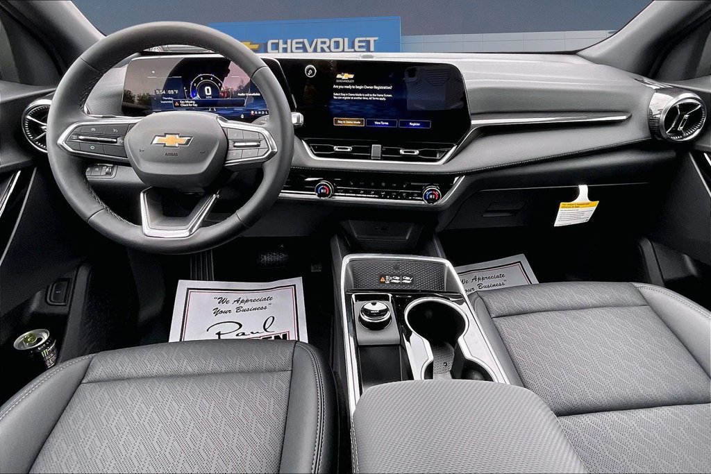 2027 Chevrolet Equinox LT - Photo 6