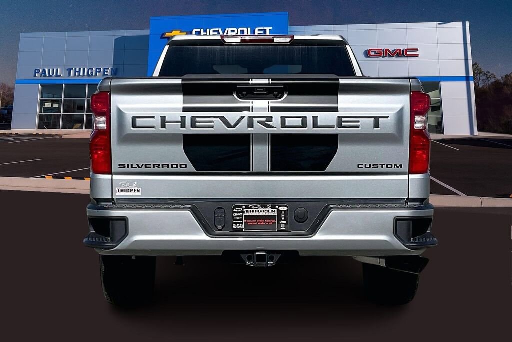 New 2026 Chevrolet Silverado 1500 Custom Truck