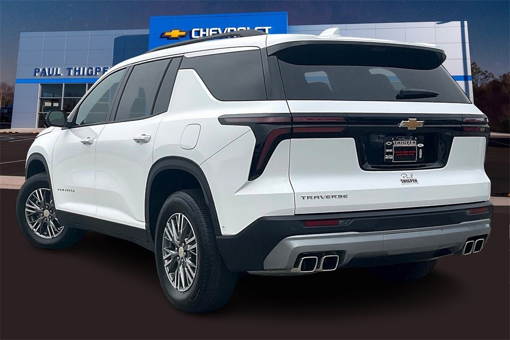 New 2026 Chevrolet Traverse LT SUV