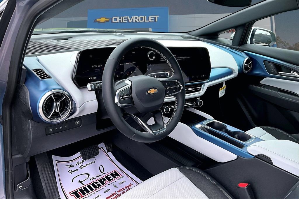 2025 Chevrolet Equinox EV 1LT - Photo 6