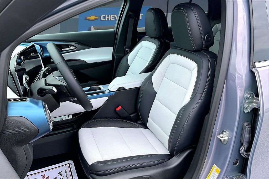 2025 Chevrolet Equinox EV 1LT - Photo 24
