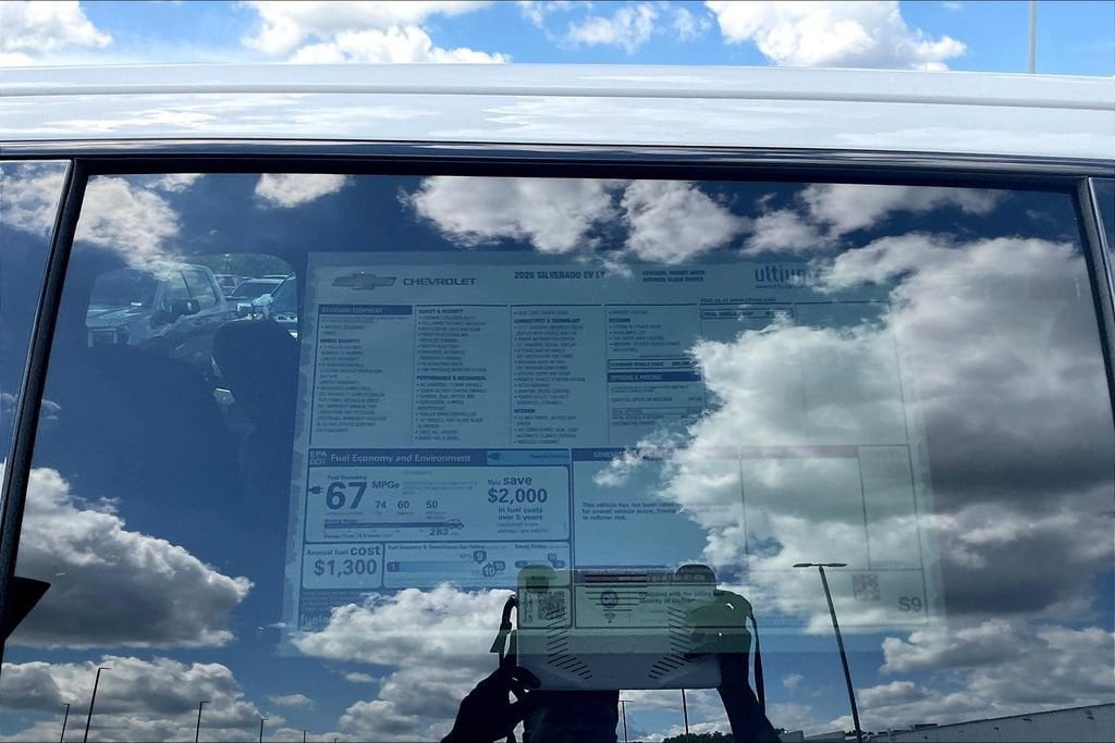 2026 Chevrolet Silverado EV LT - Photo 14