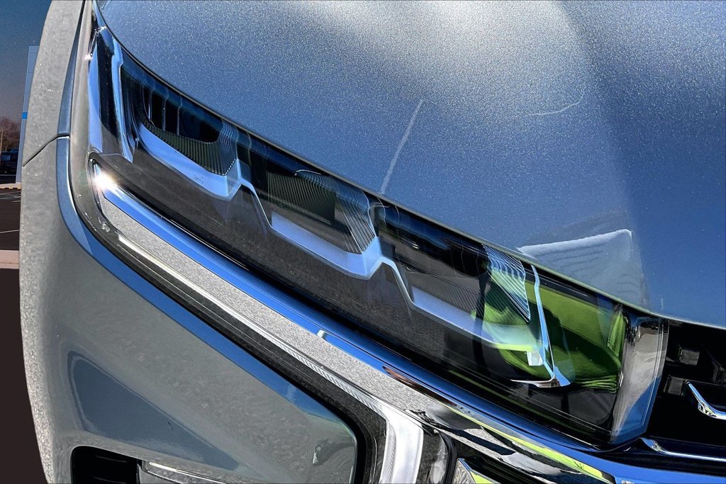 2026 Chevrolet Suburban Premier - Photo 15