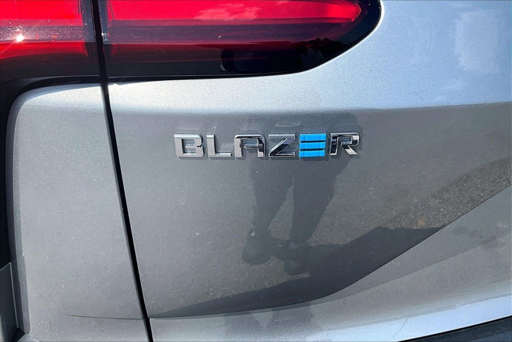 2026 Chevrolet Blazer EV LT - Photo 14
