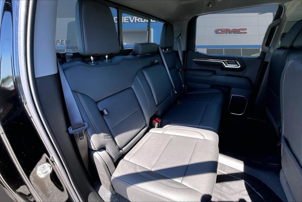 2026 Chevrolet Silverado 1500 LT - Photo 10