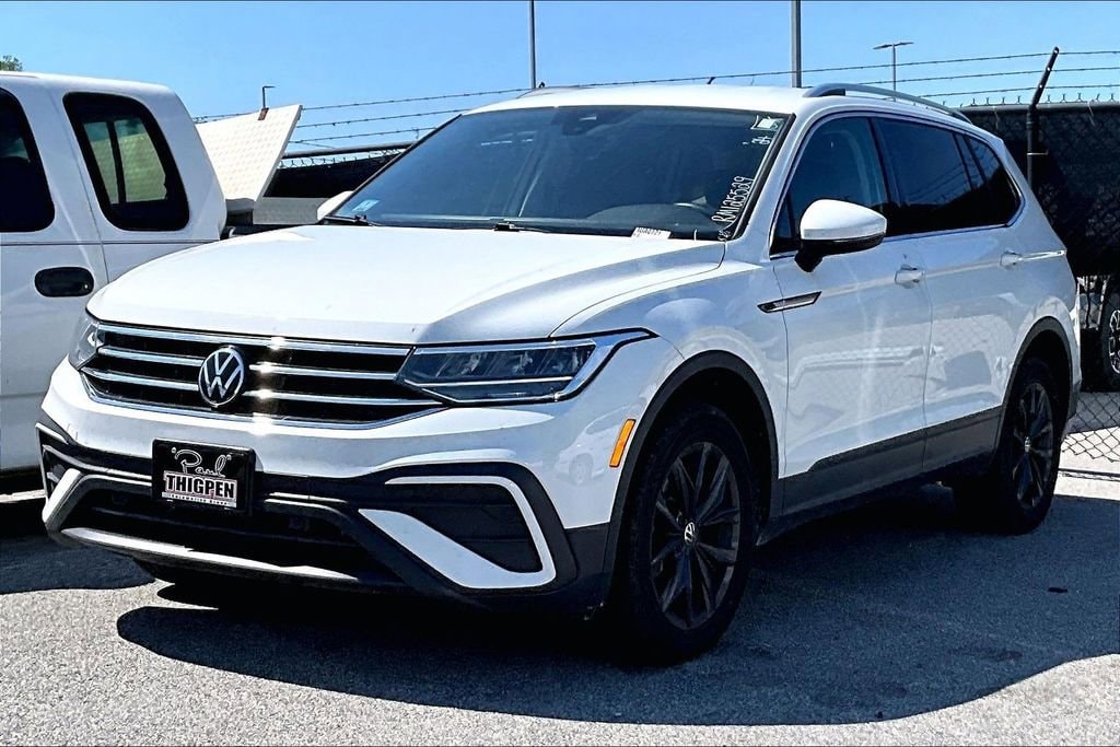Used 2024 Volkswagen Tiguan SE SUV