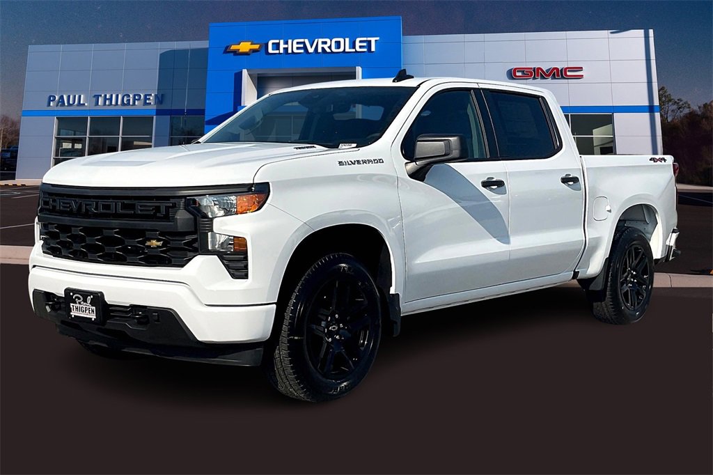 2026 Chevrolet Silverado 1500 Custom photo 2