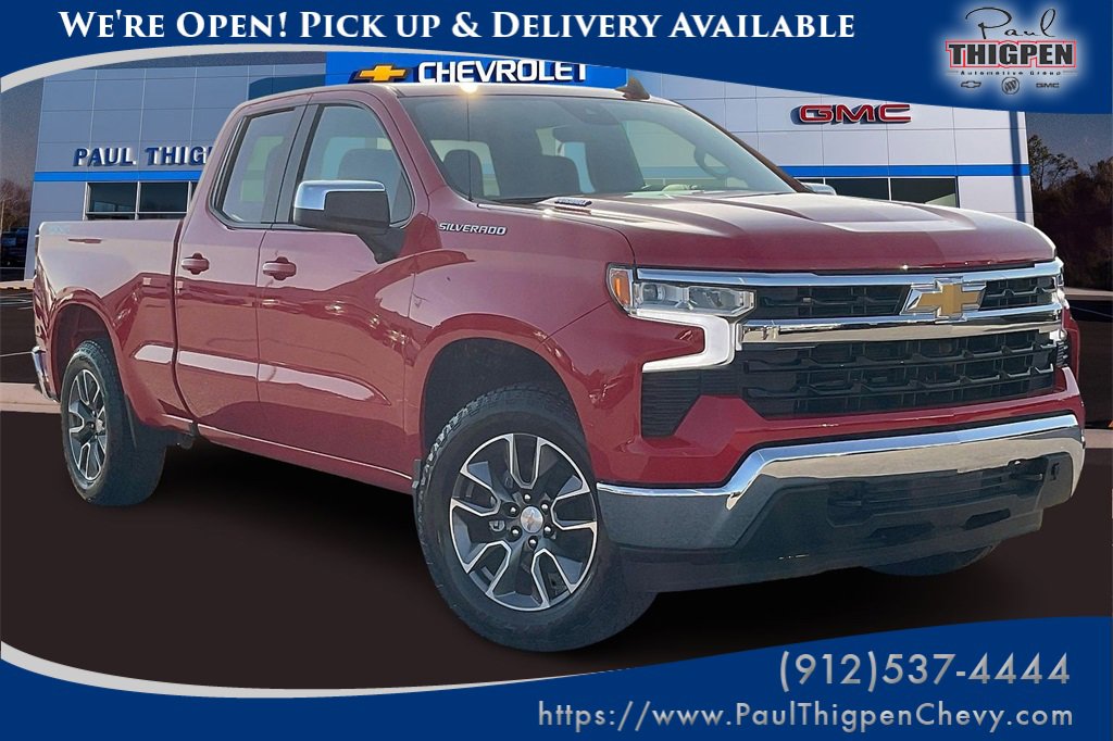 2025 Chevrolet Silverado LT's photo