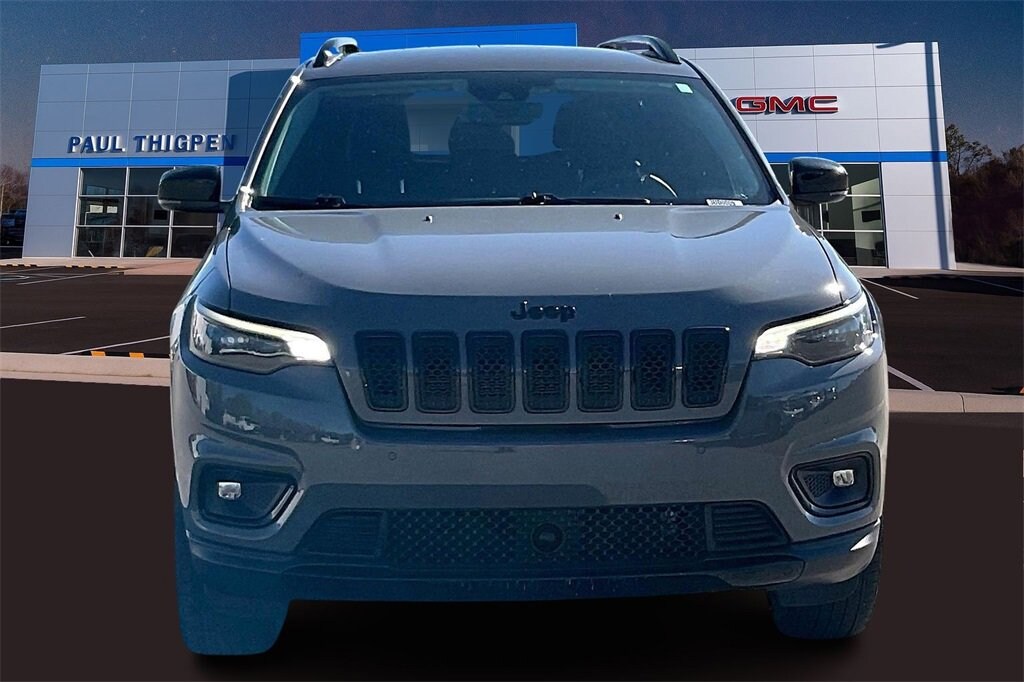 Used 2023 Jeep Cherokee Altitude Lux SUV