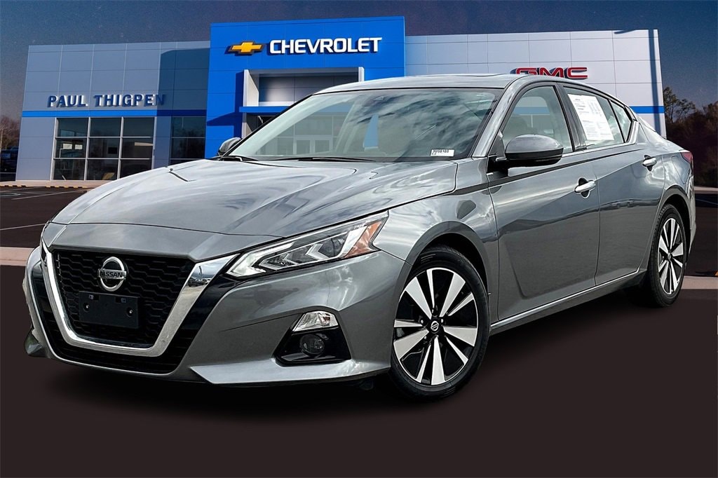 Used 2022 Nissan Altima 2.5 SL Sedan