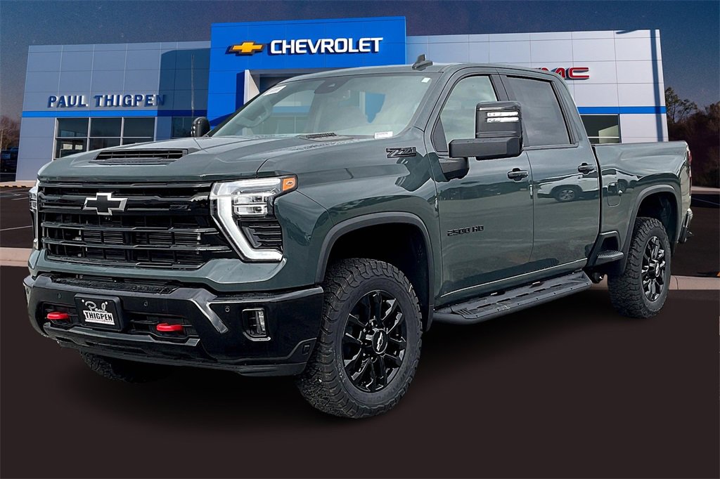 2026 Chevrolet Silverado 2500HD LT photo 2