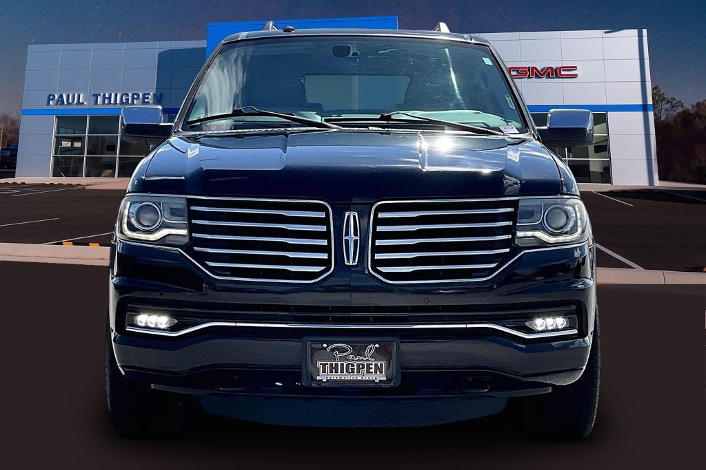 Used 2016 Lincoln Navigator Select with VIN 5LMJJ3HT9GEL02636 for sale in Vidalia, GA